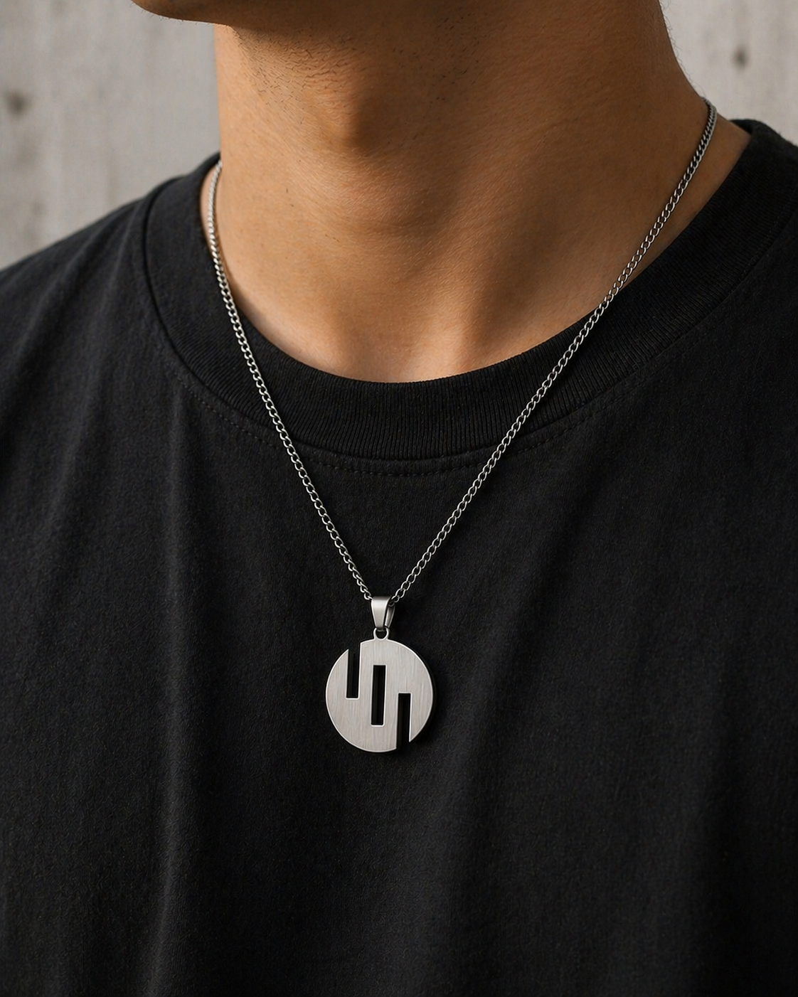 001 | Viltrumite Pendant