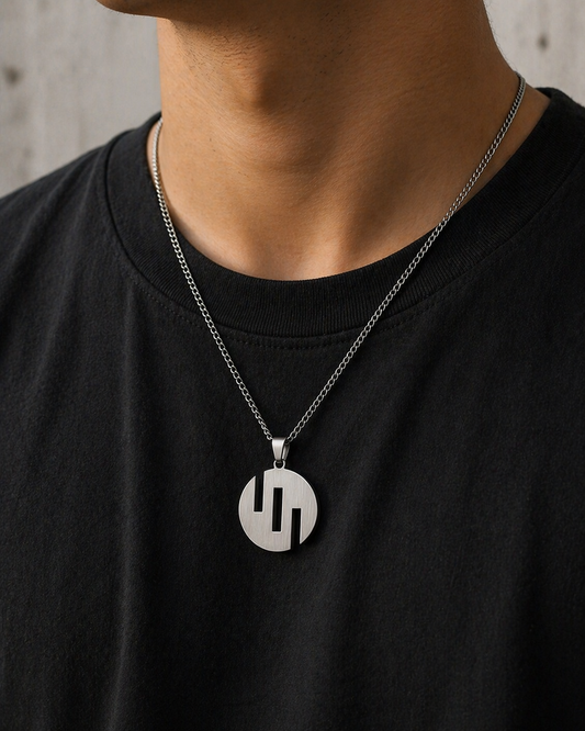 001 | Viltrumite Pendant