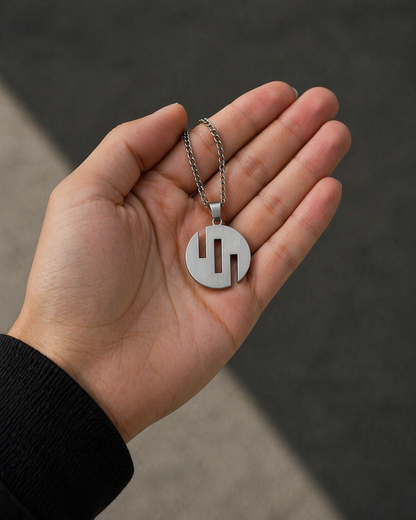 001 | Viltrumite Pendant
